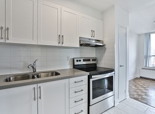 100 Maitland St #A, Toronto, ON M4Y1E2