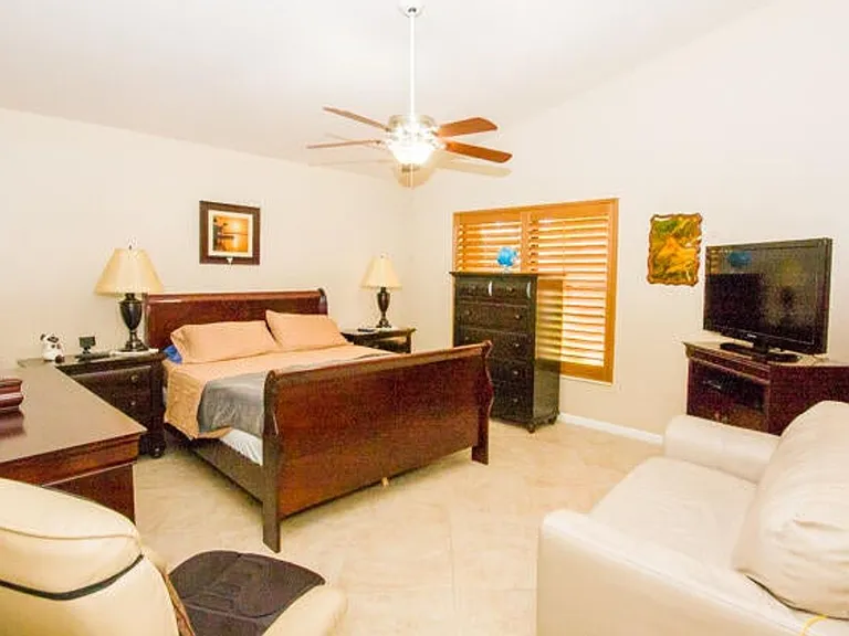 4907 Boxwood Cir — Photo 12