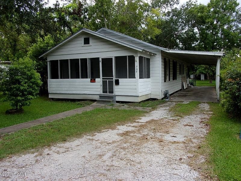 1st image of 709 Ash St