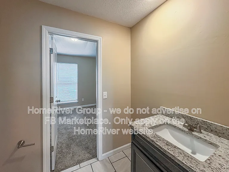 210 Buena Vista Dr #4 — Photo 10