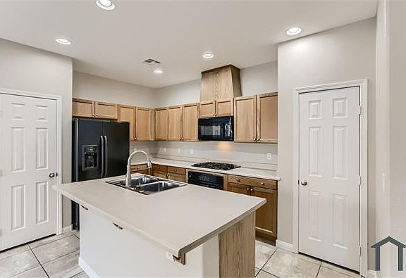 5th image of 6578 Grumio Ct