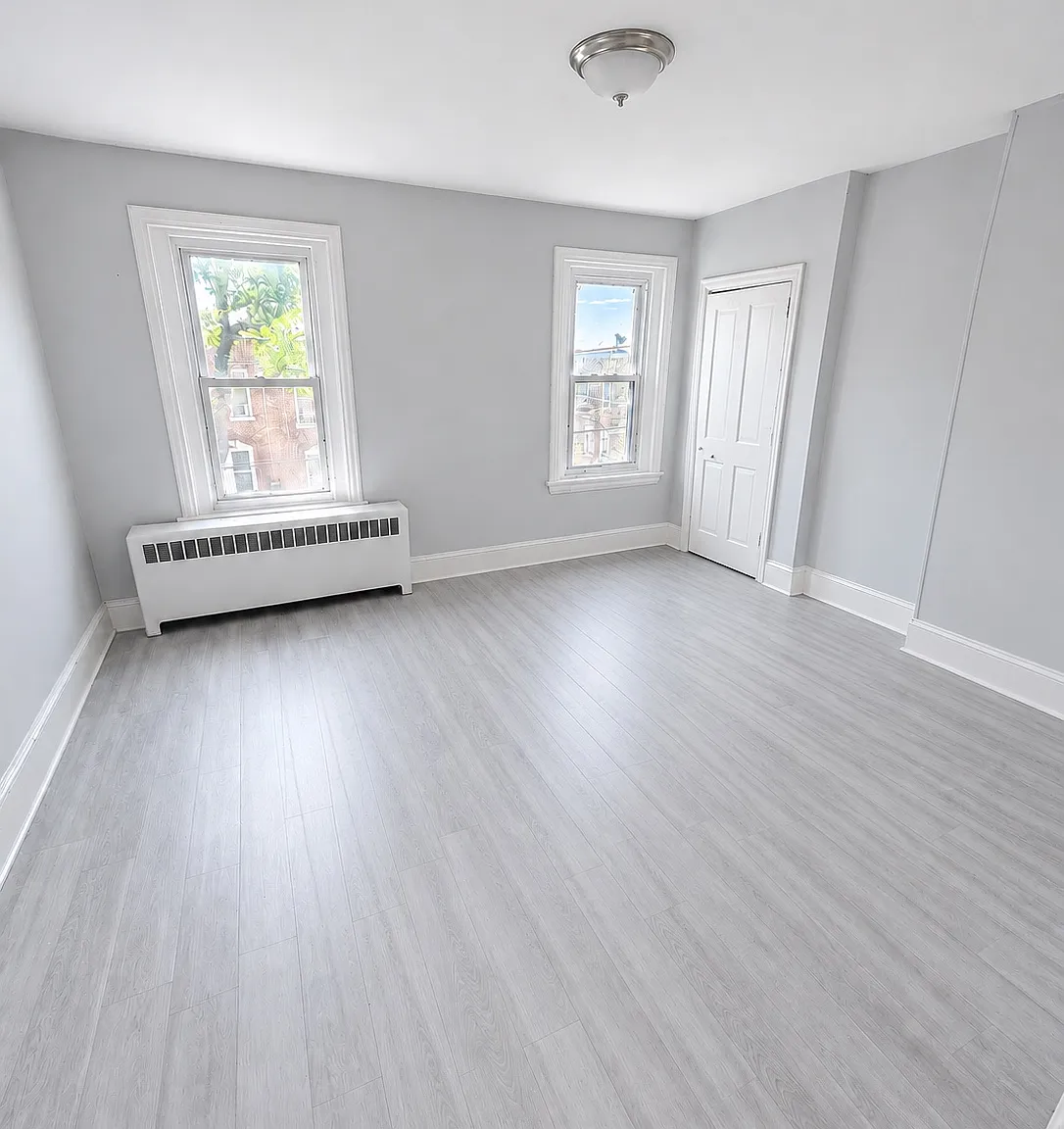 113 N Franklin St — Photo 3