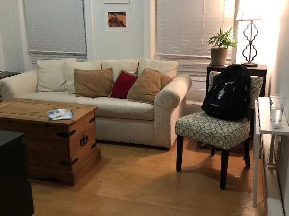 328 S 16th St APT 1, Philadelphia, PA 19102