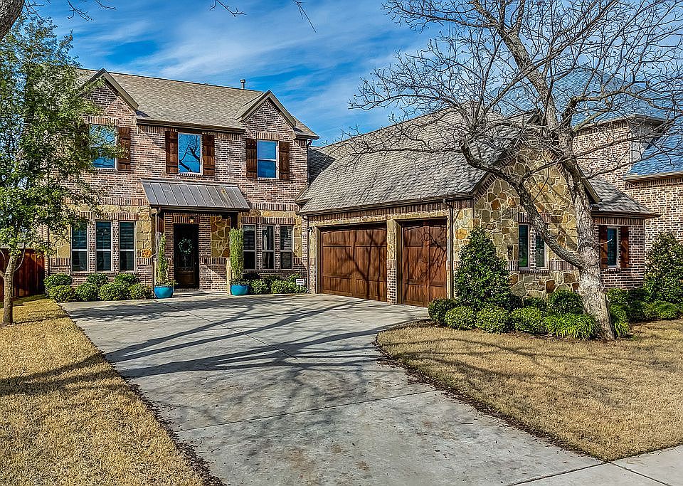 1st image of 2823 Spring Hollow Ct