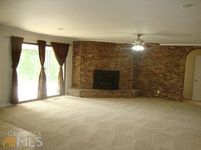3rd image of 470 Riverhaven Ln