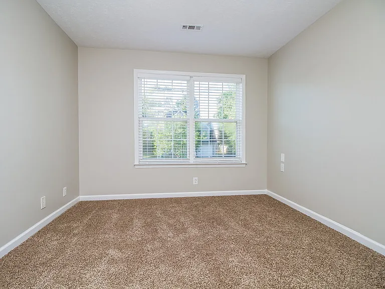 730 General Barksdale Dr — Photo 9