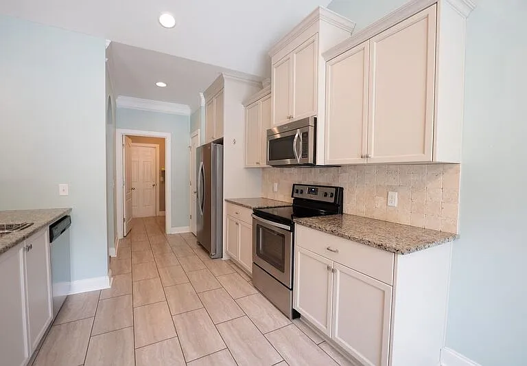 117 Laguna Way — Photo 17