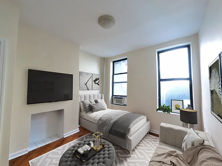 201 E 73rd St #3 — Photo 1