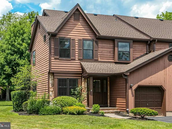 65 Cliveden Ct, Lawrence Township, NJ 08648