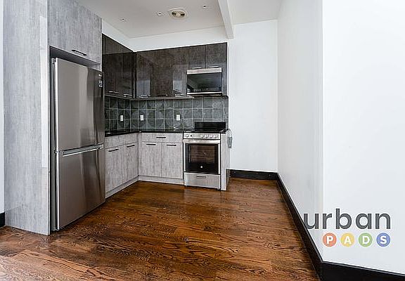 2nd image of 327 Irving Ave #1D