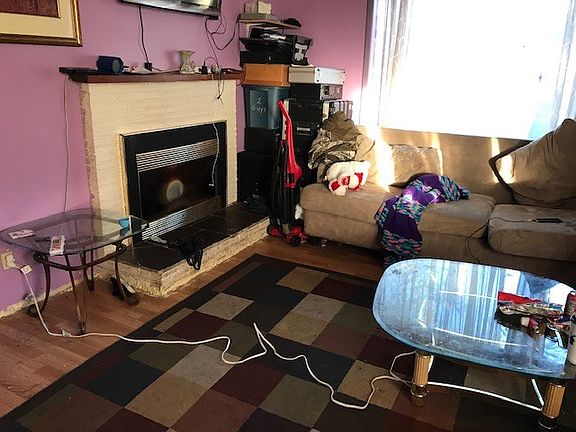2nd image of 1010 SE Birch Ave