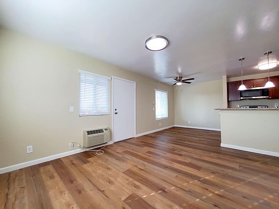 3rd image of 1363 27th St #1
