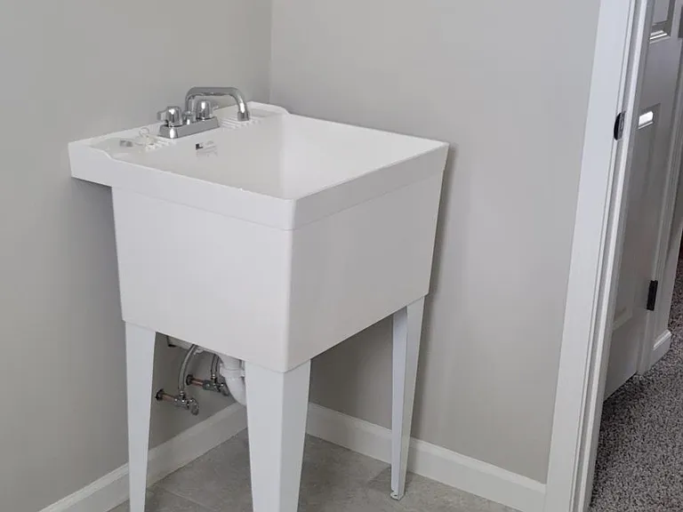 2210 Nora Mae Rd — Photo 3