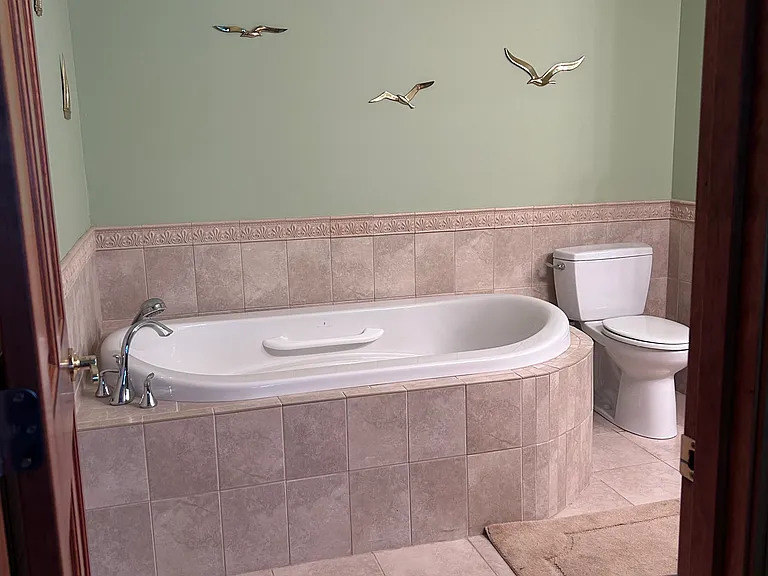 deep soak air jet tub
