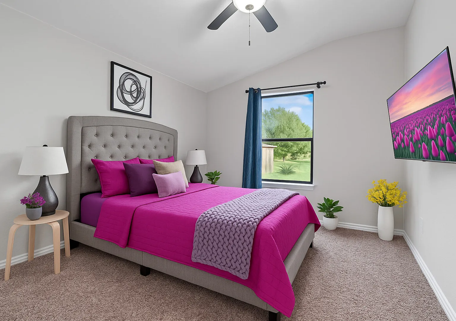 Huge yard// crew friendly// crew friendly// relocation/insurance — Photo 4