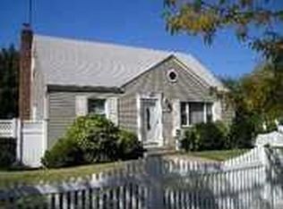 1124 S Everett St, Valley Stream, NY 11580