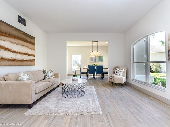 4th image of 1327 Selbydon Way