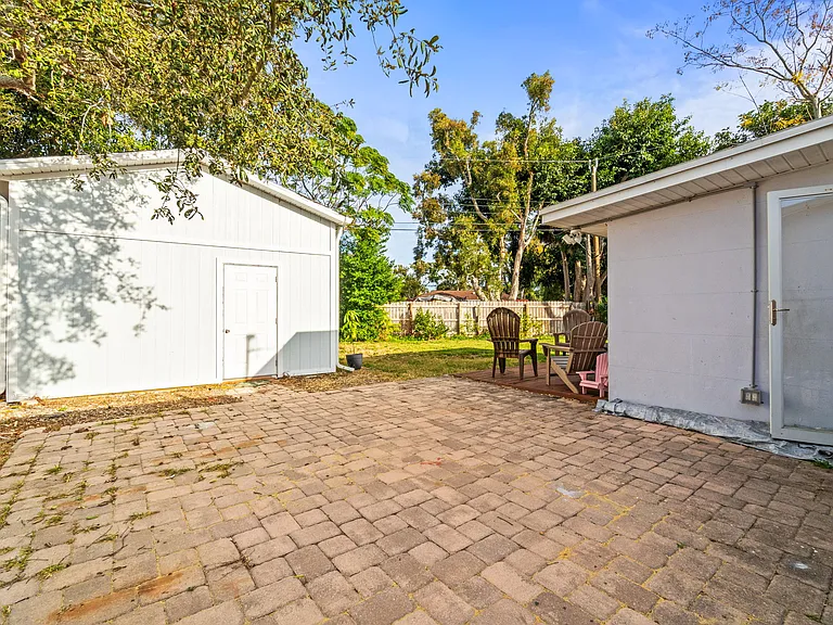 5120 Aragon Way S — Photo 44