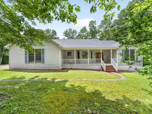 36 Point Pl, Monterey, TN 38574