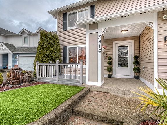 2nd image of 2315 27th Pl SE