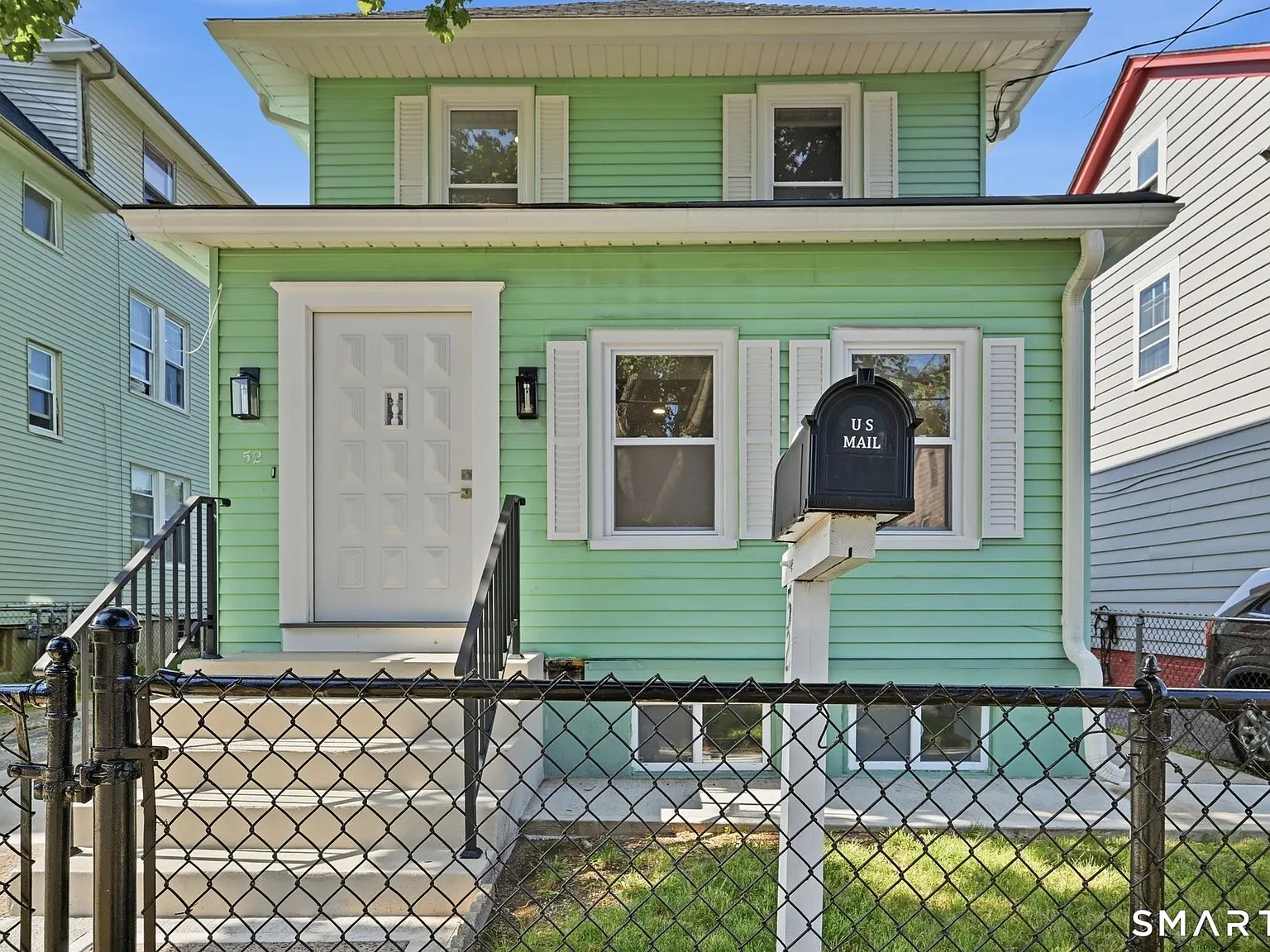 3 bed, 2.0 bath, 1140 sqft, $3,195 — Photo 3