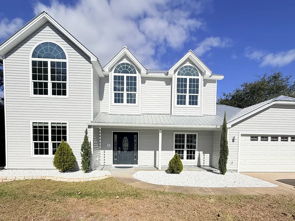 123 Seabreeze Cir