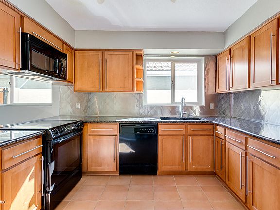 4th image of 4157 E Tanglewood Dr