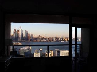 380 Mountain Rd, Union City, NJ 07087