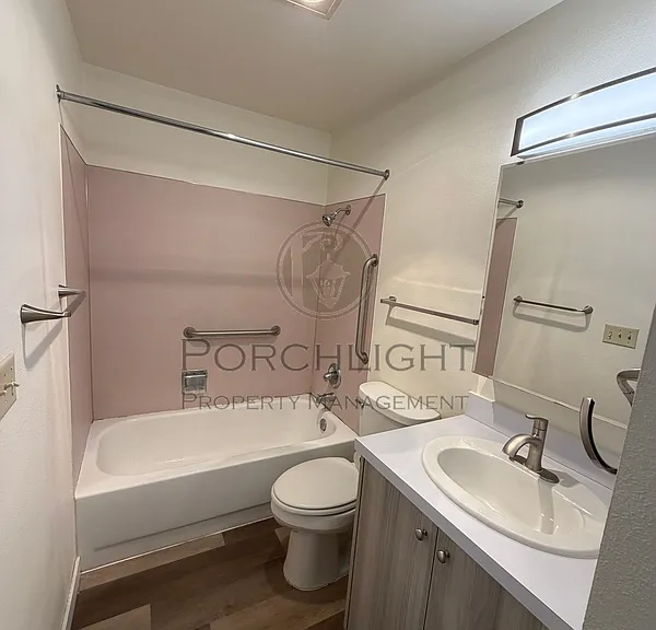 112 Blair Dr #9 — Photo 6