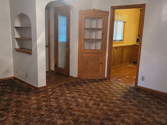 4th image of 712 9th St N