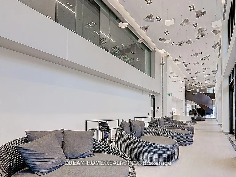 1 Yorkville Ave #3003 — Photo 12