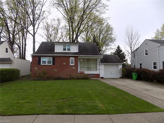 2nd image of 26200 Briardale Ave