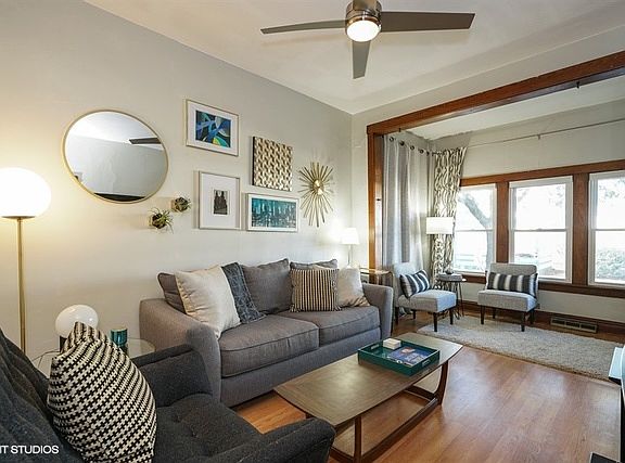 3rd image of 3717 N Kedzie Ave