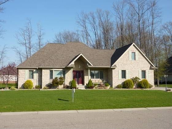1st image of 9111 Woodridge Dr