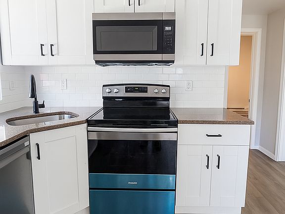 4th image of 706 E Chelten Ave #5