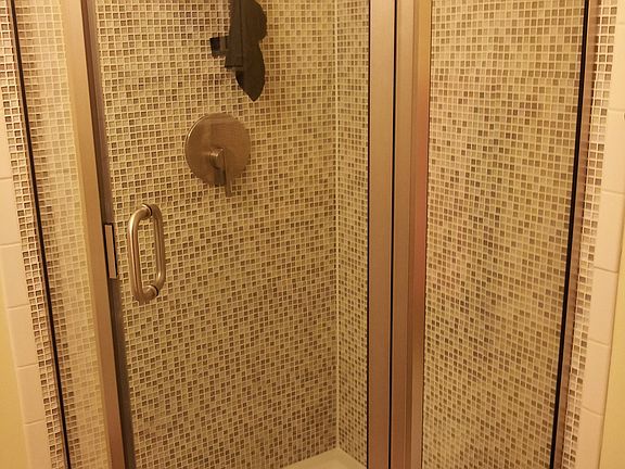 3rd image of 8501 Long Beach Blvd #5
