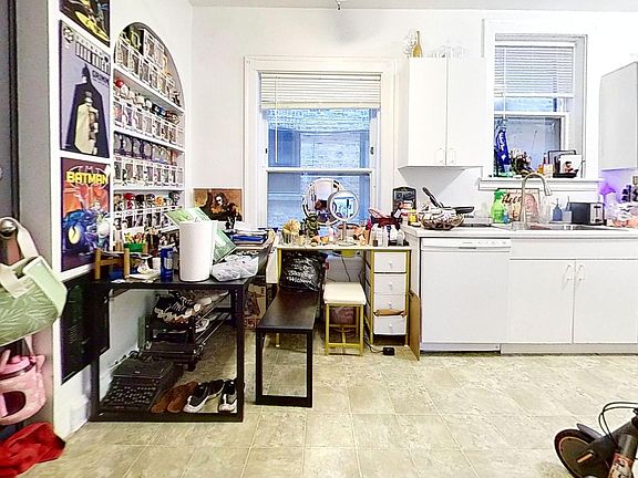 4th image of 4608-12 N Hermitage Ave #4610-1W