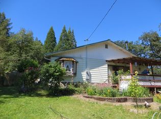 802 Oak Hill Rd, Roseburg, OR 97471