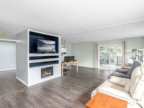 2nd image of 201 Union Avenue SE #44