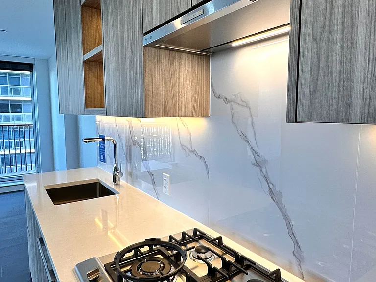 68 Esther Shiner Blvd #1511 — Photo 19