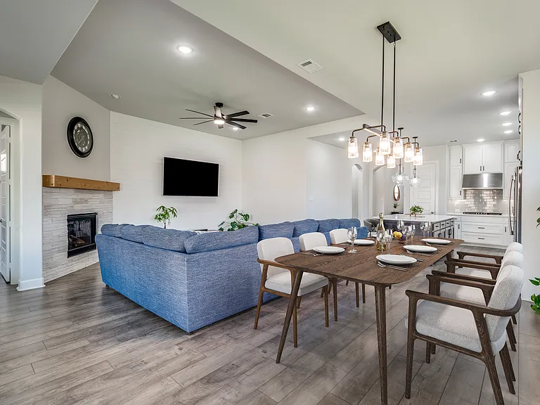 3128 Lexington Dr — Photo 35