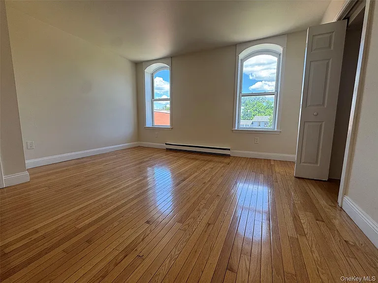 155 Main St #6 — Photo 13