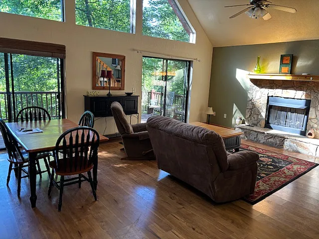 Mountain Top Dr — Photo 4