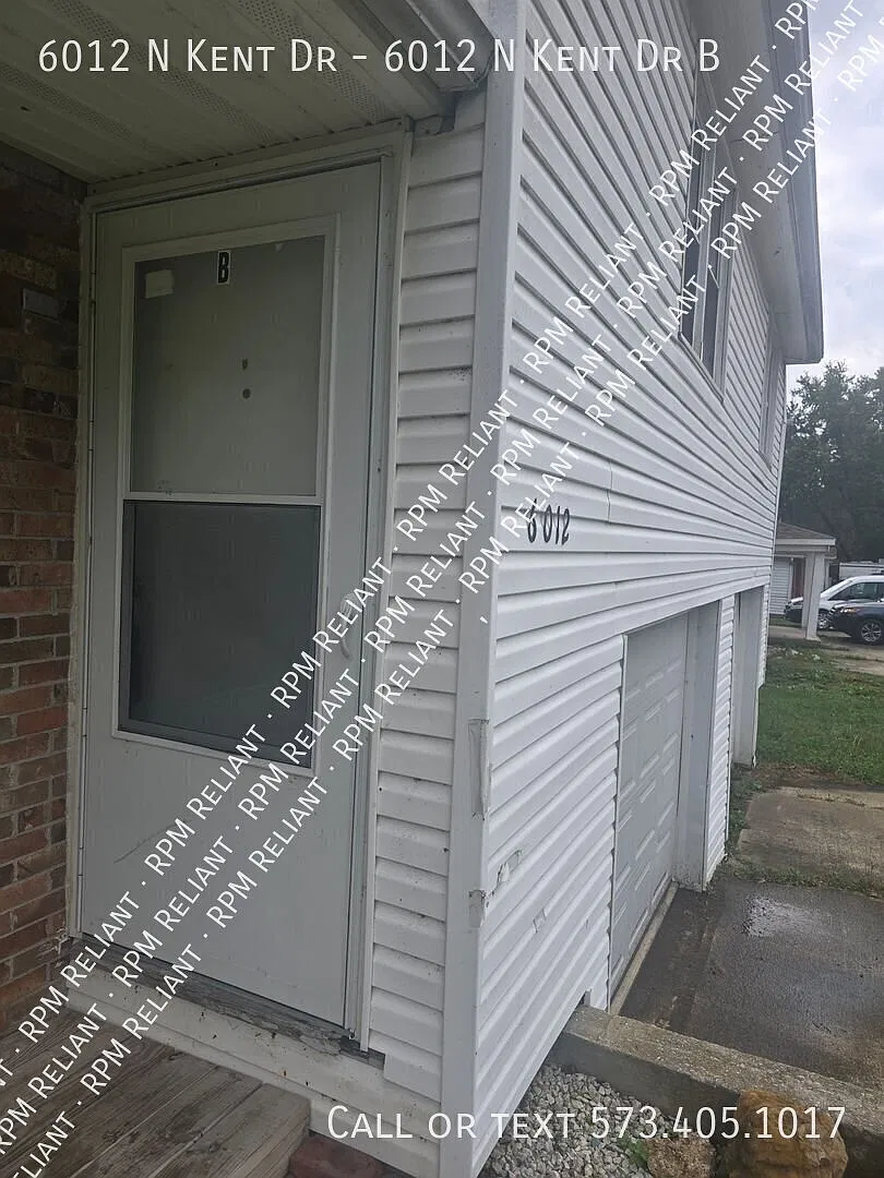 2 bed, 1.0 bath, $700 — Photo 1