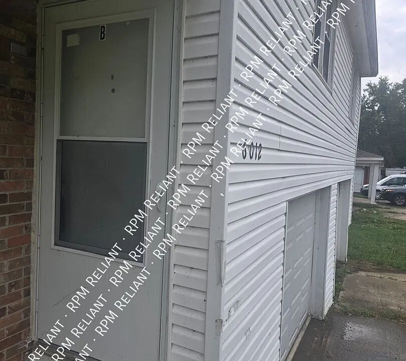 6012 N Kent Dr #B