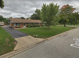 123 Dee Rd #123, North Aurora, IL 60542