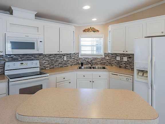 3rd image of 12850 State Highway 84 Paradise Vlg #15DPL