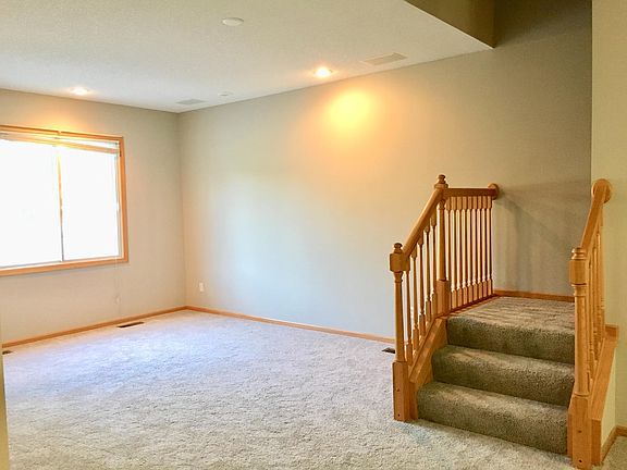 4th image of 3027 Juniper Ln