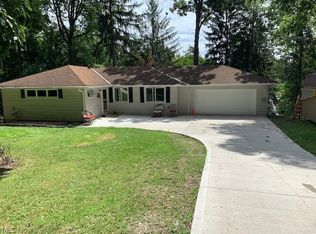 7543 Woodlake Dr, Walton Hills, OH