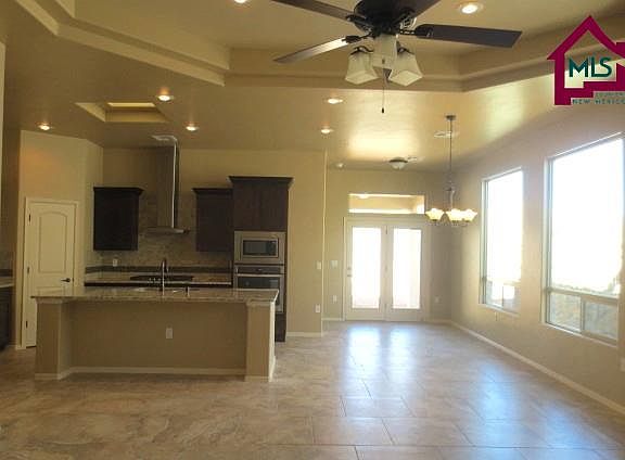 4th image of 3625 San Clemente Ave